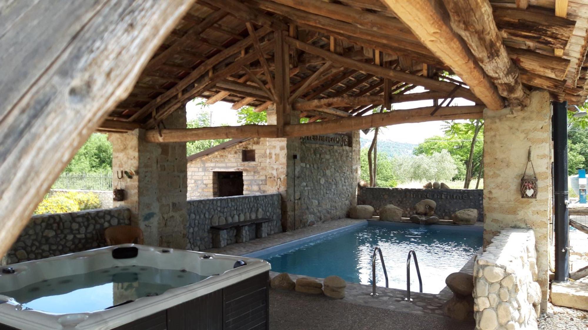 Pietre Di Fiume Agroturismo