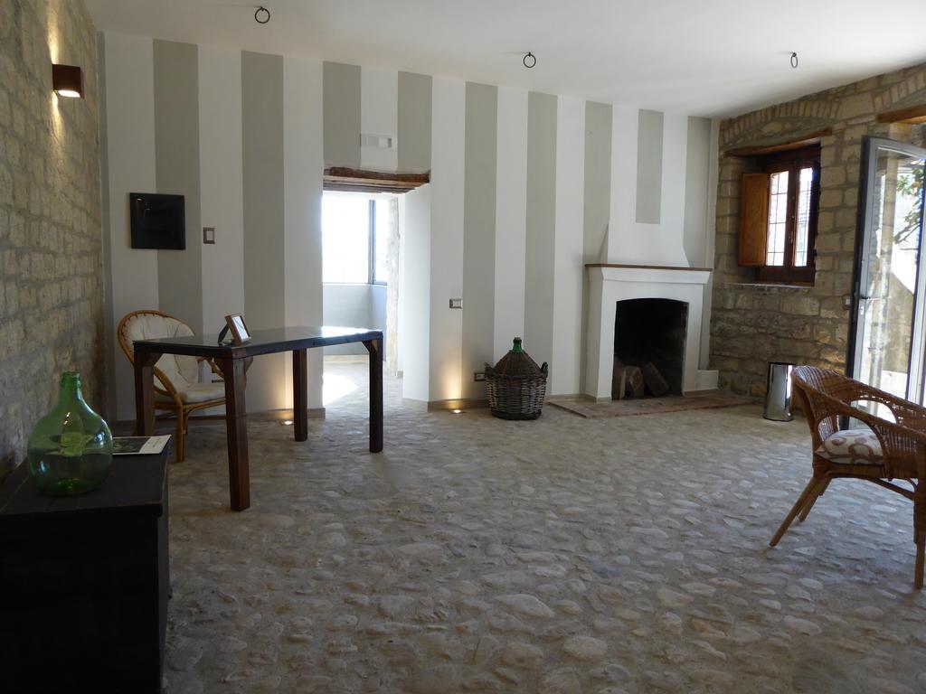Pietre Di Fiume Agroturismo