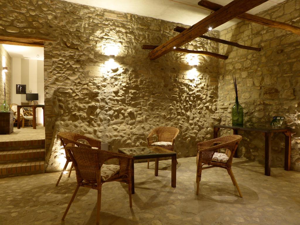Pietre Di Fiume