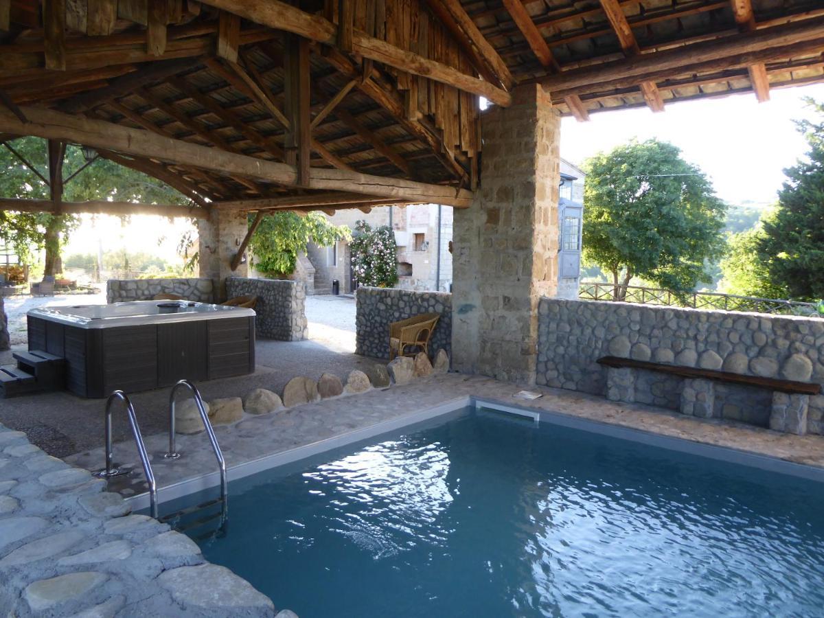 Pietre Di Fiume * Apice